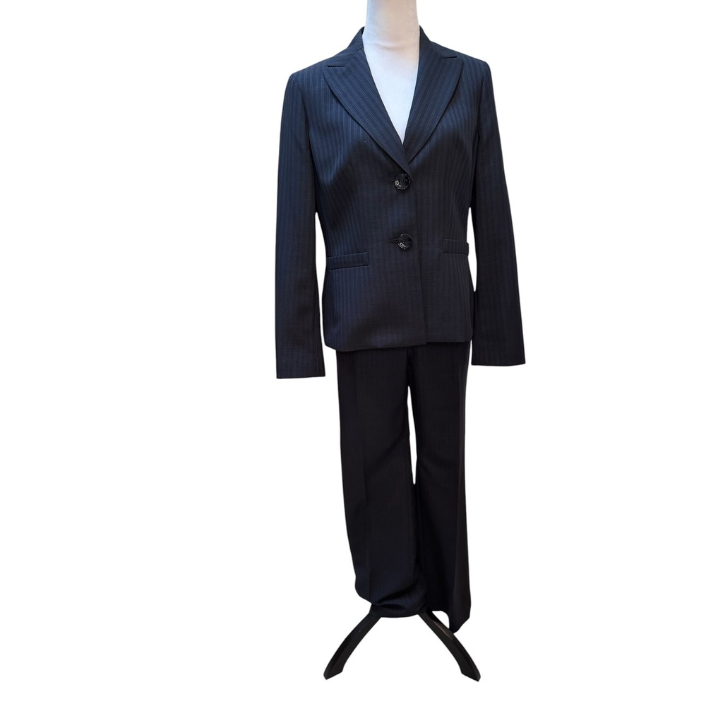 Le Suit Pant Suit Women 8 Black Pinstripe Blazer and Trousers Set Professional